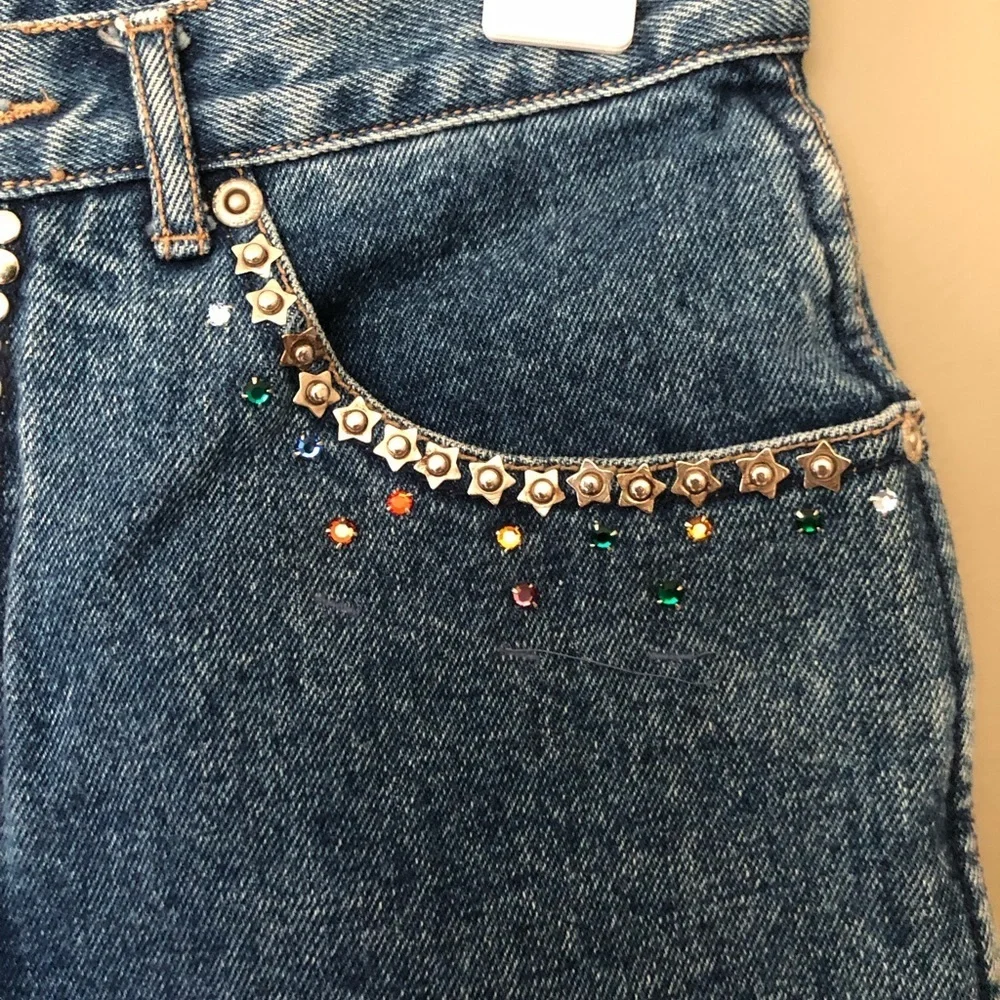 JEANJER Vintage Y2K 80’s Bedazzled Studded High Waist Mom Jeans 9/10 Fits Sz 4